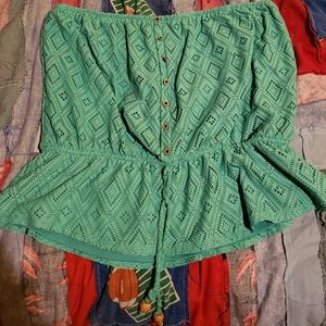 Very cute sleeveless shirt